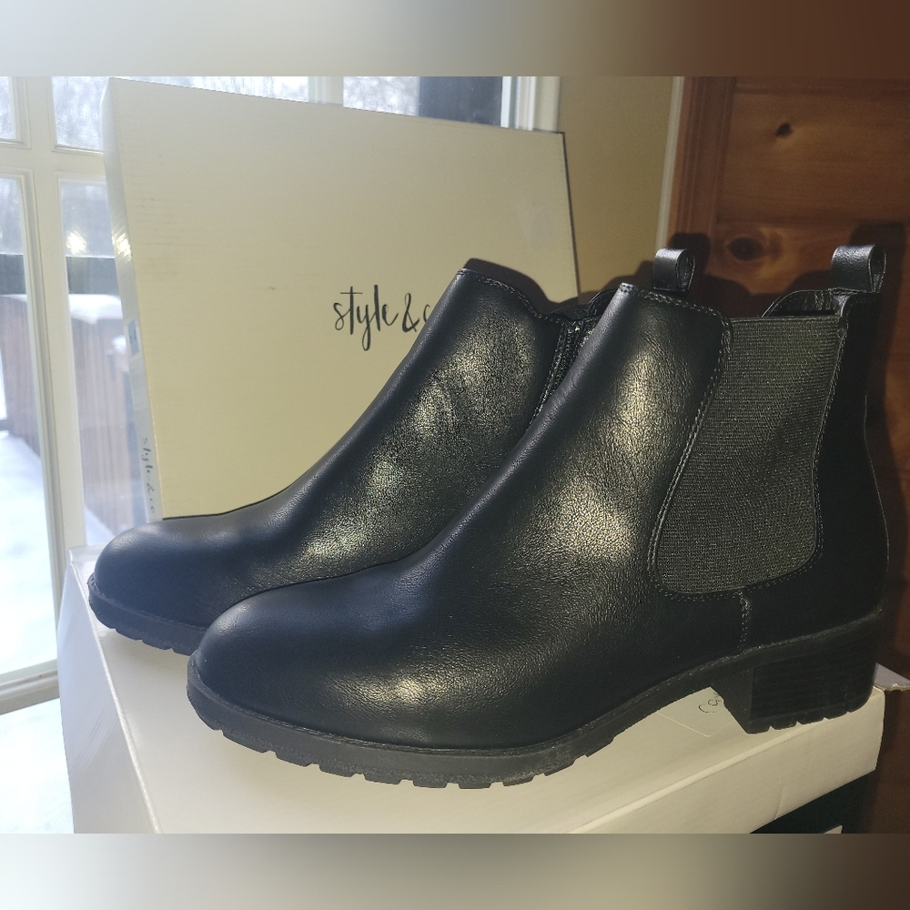 Style & Co Black Gladys ankle booties New In Box Size 11